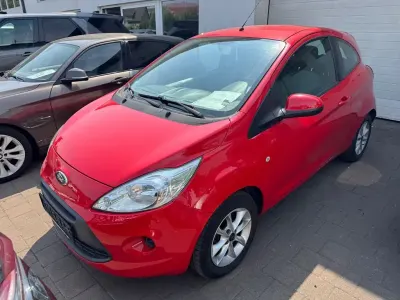 Gebraucht Ford Ka Champions Edition 69 PS (50 kW) 2013 Rot Kleinwagen