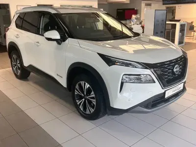 Gebraucht Nissan X-Trail N-Connecta 158 PS (116 kW) 2023 Weiß SUV