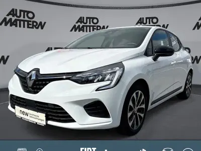 Gebraucht Renault Clio V Equilibre 91 PS (66 kW) 2023 Weiß Limousine