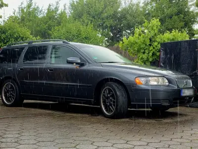 Gebraucht Volvo V70 185 PS (136 kW) 2006 Grau Kombi