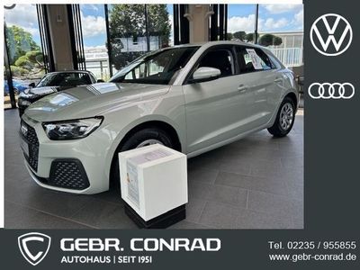 Silber Neu 2025 Audi A1 Sportback Basis Kleinwagen | 26.789 € (Superpreis)