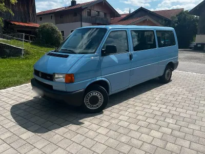 Gebraucht VW T4 102 PS (75 kW) 2002 Blau Van