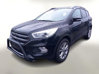 Gebraucht Ford Kuga Titanium 150 PS (110 kW) 2019 Iridium schwarz metallic SUV