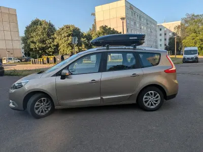 Gebraucht Renault Mégane III 110 PS (80 kW) 2014 Grau Limousine