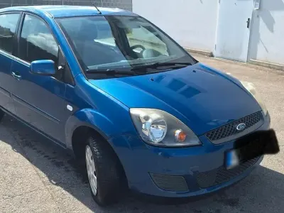 Gebraucht Ford Fiesta 69 PS (50 kW) 2007 Blau Kleinwagen