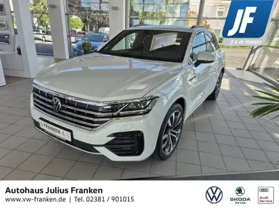 Używany VW Touareg Elegance 231 KM (169 kW) 2022 Biały SUV