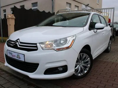 Używany Citroën C4 Attraction 120 KM (88 kW) 2012 Biały Kombi