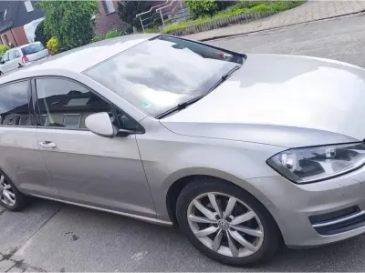 Gebraucht VW Golf VII 105 PS (77 kW) 2013 Silber Kleinwagen
