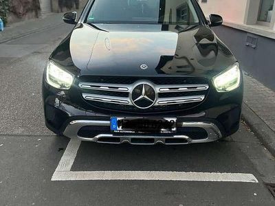Gebraucht 2019 Mercedes GLC200 SUV | 25.400 € (Etwas zu teuer)
