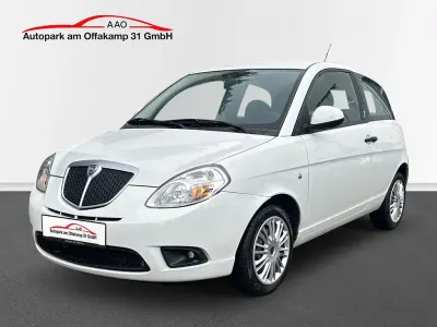 Gebraucht Lancia Ypsilon 69 PS (50 kW) 2010 Beige Kleinwagen