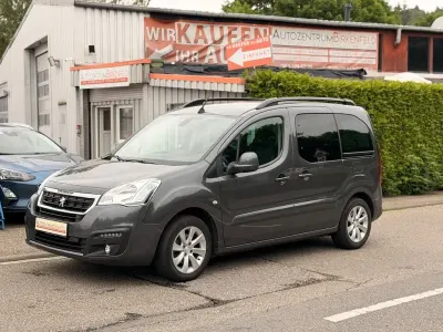 Gebraucht Peugeot Partner Tepee Allure 120 PS (88 kW) 2015 Van / Kleinbus