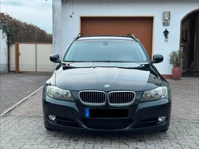 Brugt BMW 325 197 HK (144 kW) 2009 Sort Stationcar
