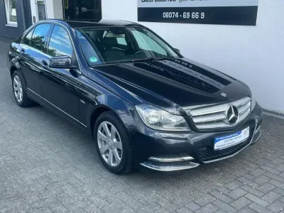 Gebraucht Mercedes C180 156 PS (114 kW) 2012 Schwarz Limousine