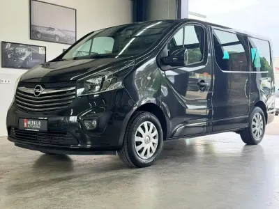 Gebraucht Opel Vivaro 145 PS (106 kW) 2018 Schwarz Van / Kleinbus