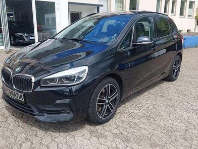 BMW 225