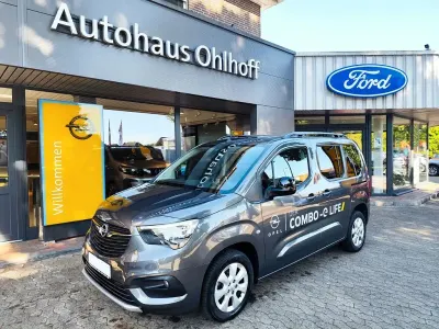 Gebraucht Opel Combo-e Life Ultimate 100 kW (136 PS) 2023 Grau Van / Kleinbus