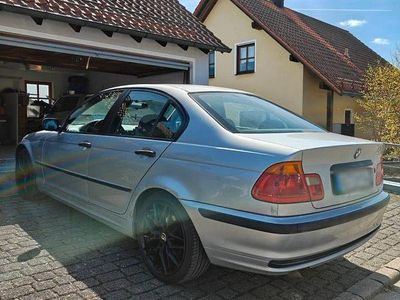 Gebraucht BMW 320 Performance 136 PS (100 kW) 1999 Silber Limousine