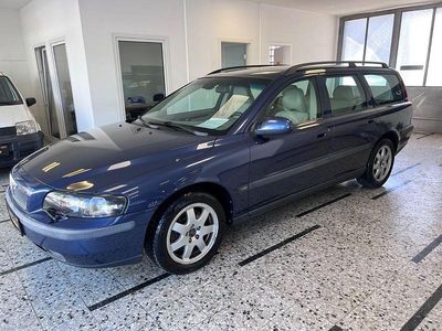 Second-hand Volvo V70 170 CP (125 kW) 2002 Albastru Break