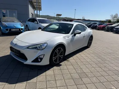 Gebraucht Toyota GT86 GT 200 PS (147 kW) 2012 Satin white Coupé