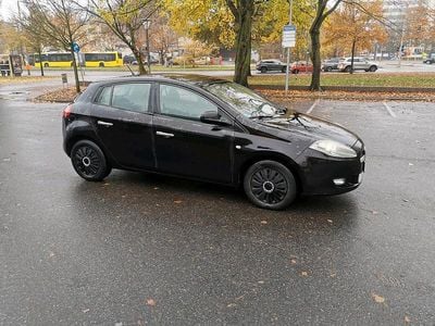 Gebraucht Fiat Bravo 105 PS (77 kW) 2012 Schwarz Kleinwagen