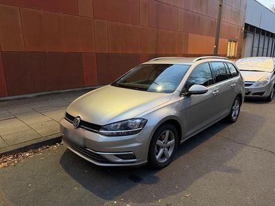 Gebraucht VW Golf VII Sound 116 PS (85 kW) 2017 Grau Kombi