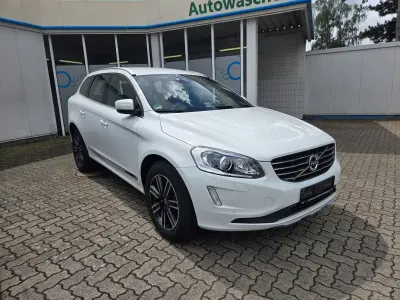Gebraucht Volvo XC60 Summum 150 PS (110 kW) 2017 Weiß SUV