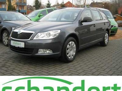Gebraucht Skoda Octavia Ambiente 122 PS (89 kW) 2010 Grau metallic Kombi