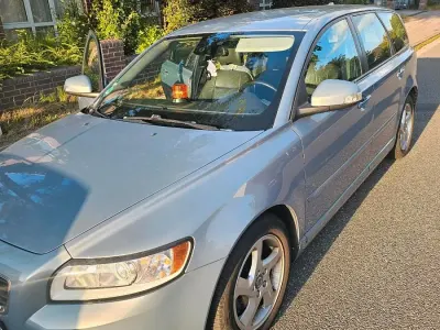 Gebraucht Volvo V50 109 PS (80 kW) 2026 Blau Kombi