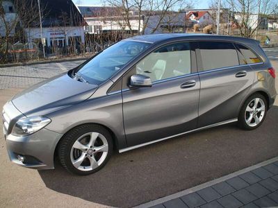 gebraucht Mercedes B200 Urban, Leichtmetallräder, Sportpacket