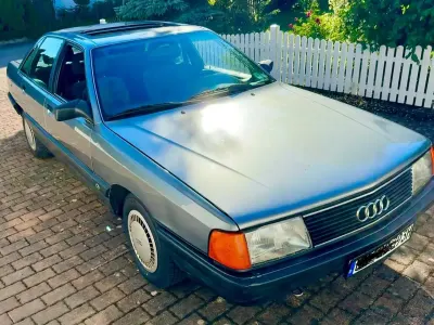 Gebraucht Audi 100 Comfort 136 PS (100 kW) 1990 Silber Limousine