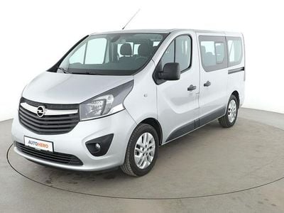 Grau Gebraucht 2017 Opel Vivaro Van / Kleinbus | 20.520 € (Teuer)