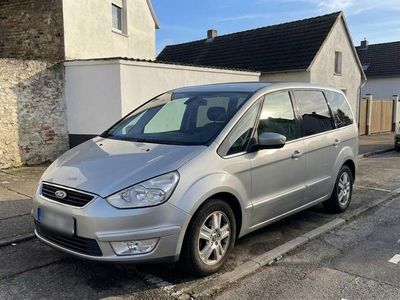 Silber Gebraucht 2007 Ford Galaxy Ghia Van / Kleinbus | 4.500 € (Etwas zu teuer)