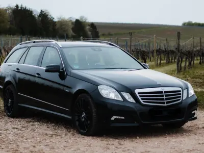 Gebraucht Mercedes E350 Avantgarde 265 PS (194 kW) 2009 Schwarz Kombi