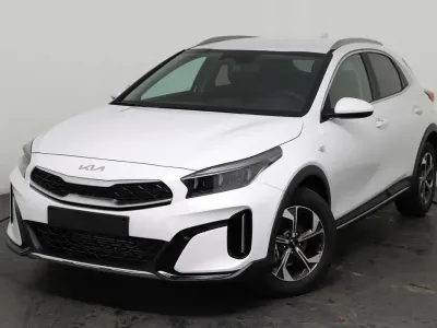 Neu Kia XCeed Vision 150 PS (110 kW) 2026 Schwarz SUV