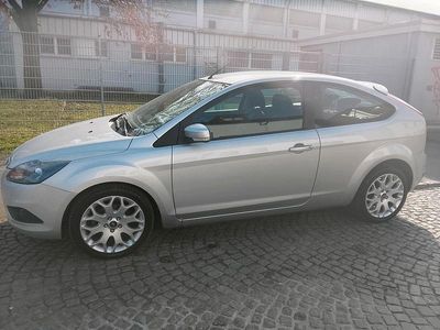 Usata Ford Focus 101 CV (74 kW) 2009 Argento Utilitaria