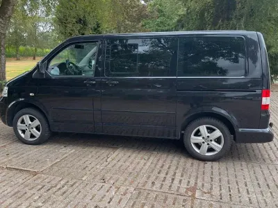 Gebraucht VW Multivan 174 PS (127 kW) 2008 Schwarz Van / Kleinbus