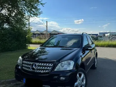 Gebraucht Mercedes ML280 190 PS (139 kW) 2008 Schwarz SUV