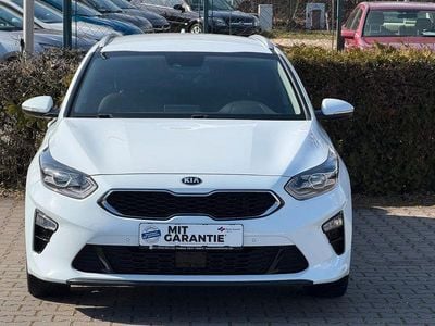 Gebraucht Kia Ceed Sportswagon 136 PS (100 kW) 2019 Casa white Kombi