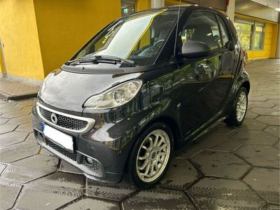 gebraucht Smart ForTwo Coupé 1.0 52kW mhd // Klima//Panoramad.//