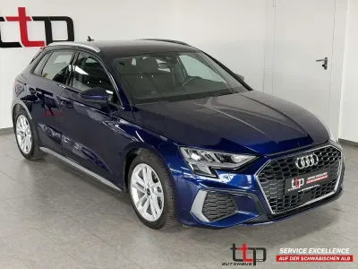 Gebraucht Audi A3 S-Line 150 PS (110 kW) 2023 Navarrablau metallic Limousine