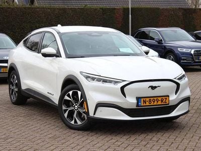 Gebraucht Ford Mustang Mach-E 220 kW (300 PS) 2021 Weiß SUV