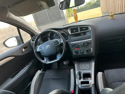 Gebraucht Citroën C4 116 PS (85 kW) 2013 Grau Limousine
