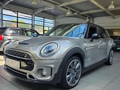 Gebraucht Mini Cooper SD Clubman 190 PS (139 kW) 2019 Melting silver metallic Kombi