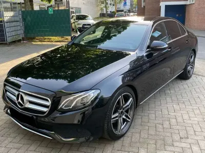 Usado Mercedes E220