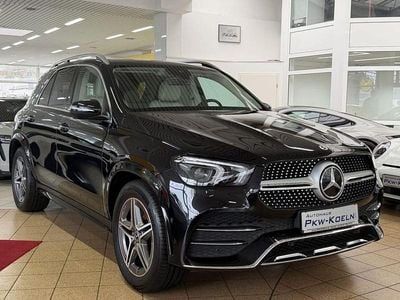 Obsidianschwarz metallic (metallic) Gebraucht 2022 Mercedes GLE300 AMG line SUV | 54.999 € (Superpreis)