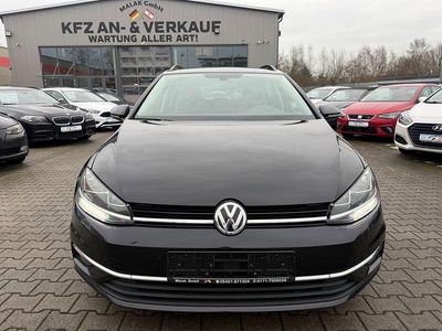 Gebraucht VW Golf VII Comfortline 116 PS (85 kW) 2019 Schwarz Kombi