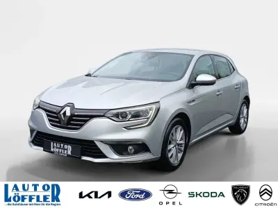 Gebraucht Renault Mégane Intens 132 PS (97 kW) 2018 Platin grau (metallic) Limousine