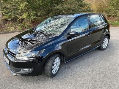 Gebraucht VW Polo Comfortline 60 PS (44 kW) 2013 Schwarz Kleinwagen