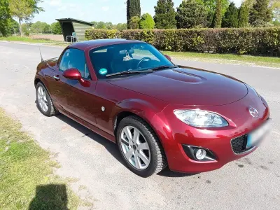 Usata Mazda MX5 160 CV (117 kW) 2011 Rosso Cabrio