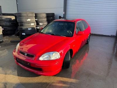 Usata Honda Civic 160 CV (117 kW) 1996 Rosso